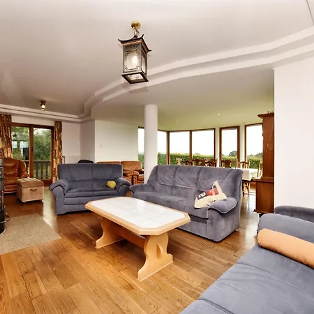 In Schצnberg With Jacuzzi *