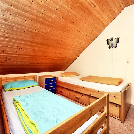 In Schצnberg With Jacuzzi * Schoenberg