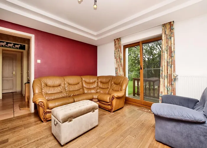 In Schצnberg With Jacuzzi * Schoenberg