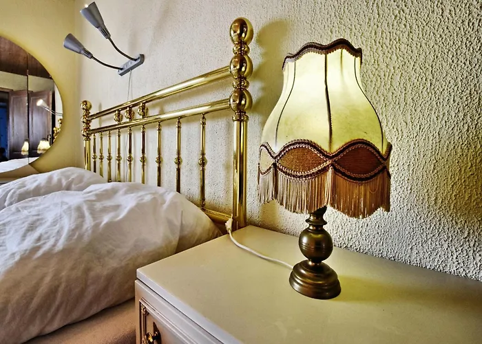 In Schצnberg With Jacuzzi *