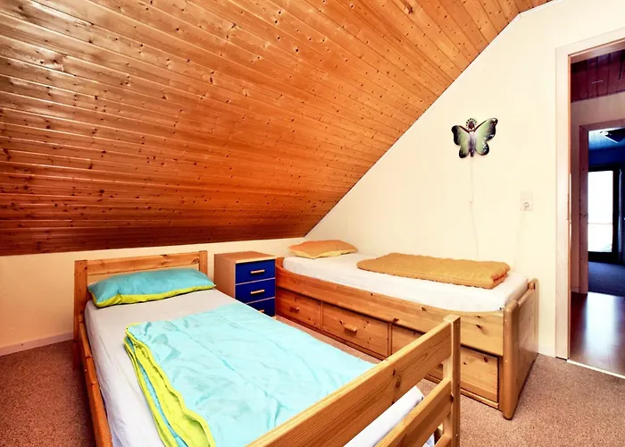 In Schצnberg With Jacuzzi * Schoenberg